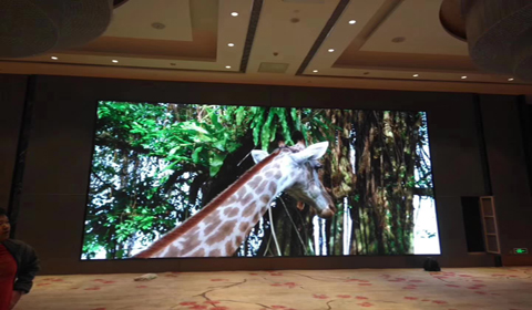 江西九江酒店室内P2.5全彩电子屏案例展示