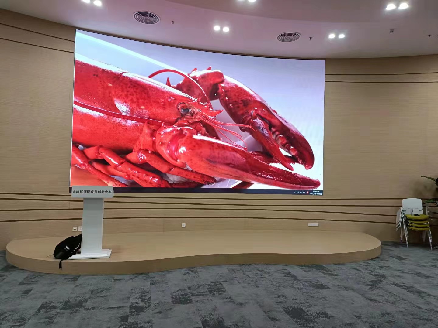 深圳大湾区-P2.5LED全彩软模组显示屏